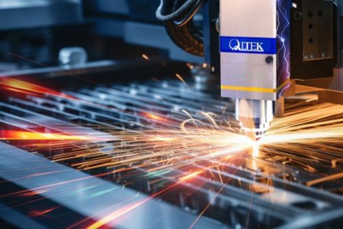 Sut i Ddewis Peiriant Torri Laser Metel Dalen ar gyfer Gwneuthuriad Diwydiannol